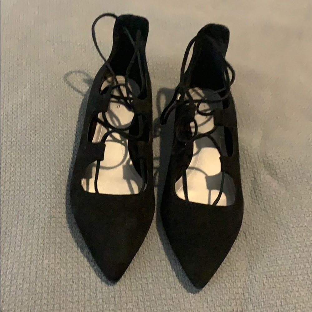 Size 8. Lace up ballet flats with silver heels.